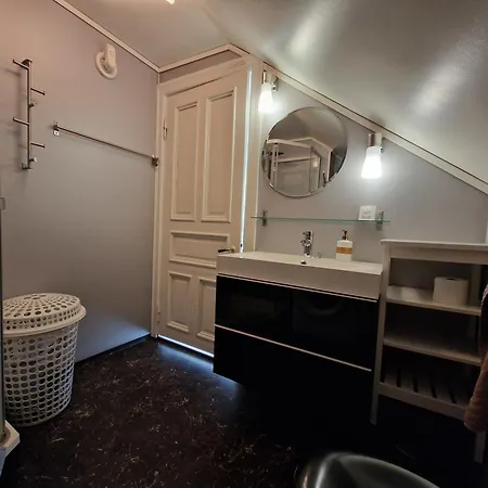 Charming Apartment, 3rd Floor In Swiss Leilighet *