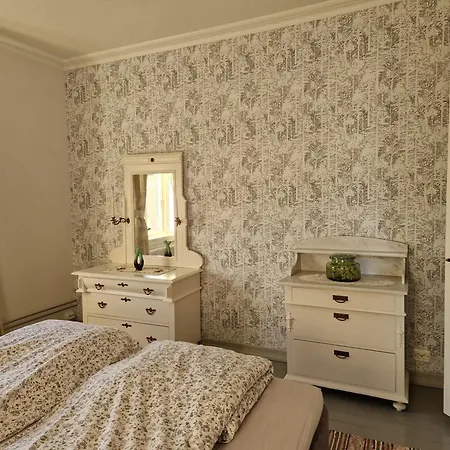 Charming Apartment, 3rd Floor In Swiss