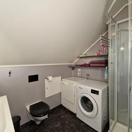 Leilighet Charming Apartment, 3rd Floor In Swiss