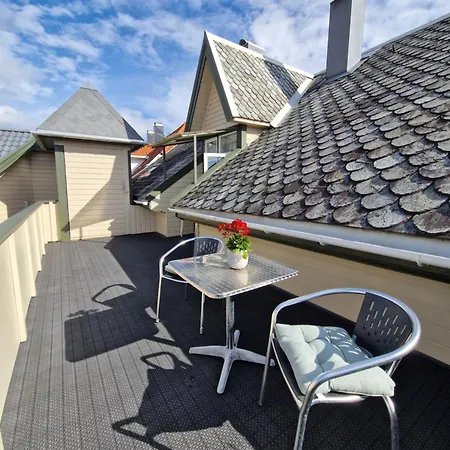 Charming Apartment, 3rd Floor In Swiss * Flekkefjord