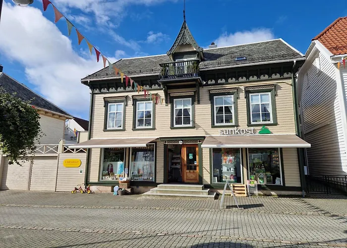 Charming Apartment, 3rd Floor In Swiss Appartement Flekkefjord