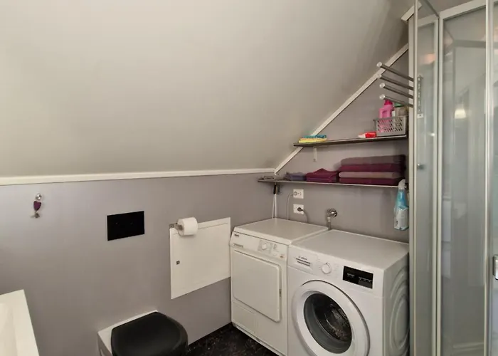 Appartement Charming Apartment, 3rd Floor In Swiss