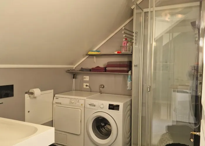 Charming Apartment, 3rd Floor In Swiss